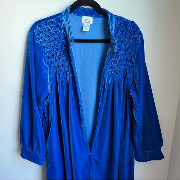 Only Necessities Velvet Blue Nightgown - Size 1X - Picture 5 of 10